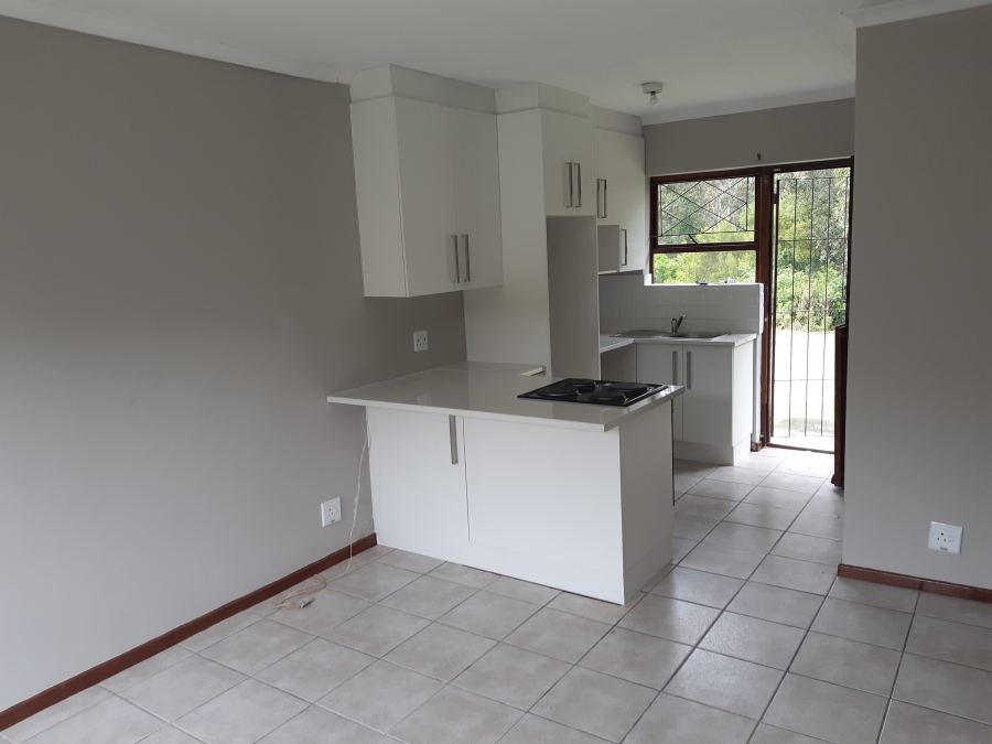 To Let 2 Bedroom Property for Rent in Kabega Park Eastern Cape